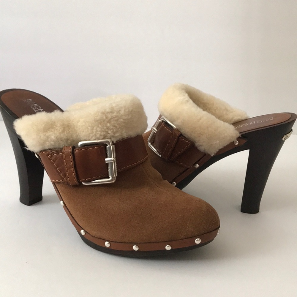 🎉2X HP🎉 Michael Kors Suede & Shearling Clogs